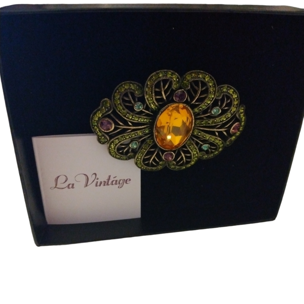 La Vintage' European Crystals Brooch Polished Antique Bronze Finish Petal Design